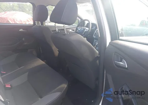 2013 Ford Focus Se z USA, uszkodzony, nr VIN 1FADP3F26DL249436